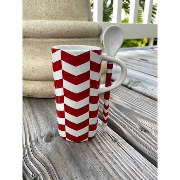 2013 Starbucks 8 oz Holiday latte red/white chevron mug with spoon - Picture 1 of 4